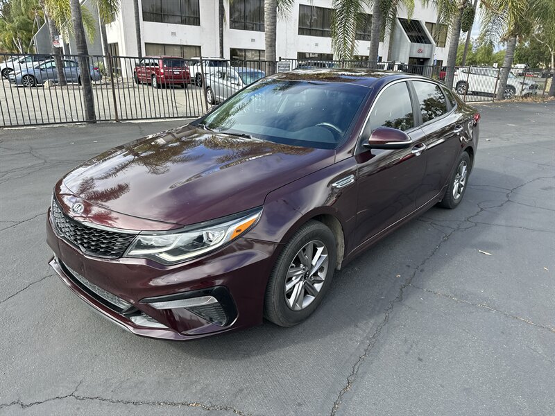 2020 Kia Optima LX AT's photo