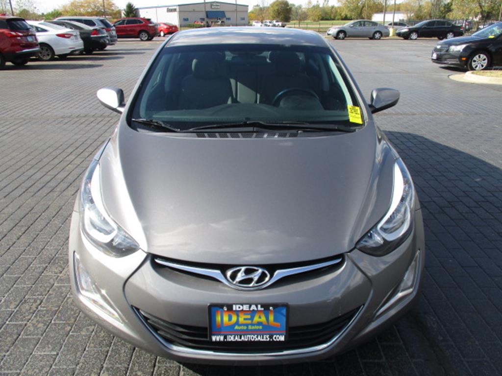 Used 2014 Hyundai Elantra SE For Sale at Ideal Auto Sales Springfield