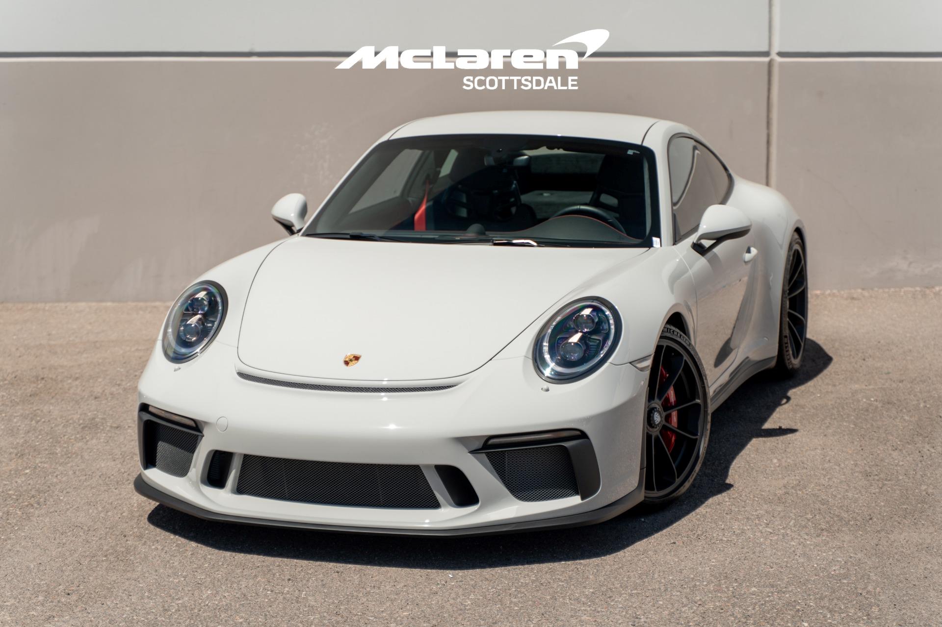 /2018 Porsche 911