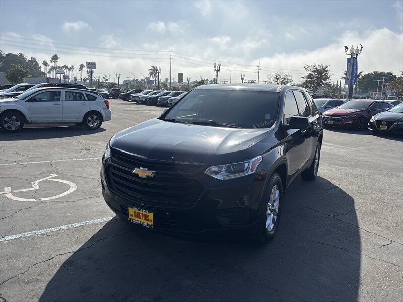2021 Chevrolet Traverse LS's photo