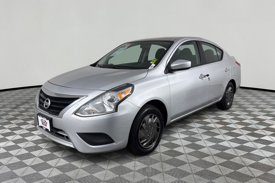 2019 Nissan Versa SV FWD