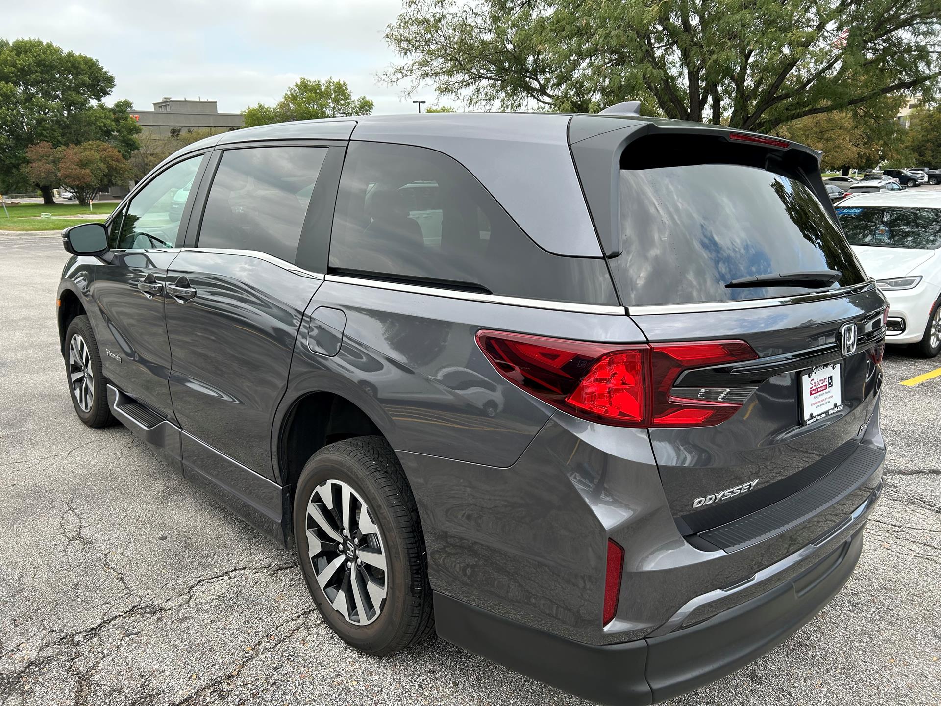PRE OWNED 2025 Honda Odyssey EX-L