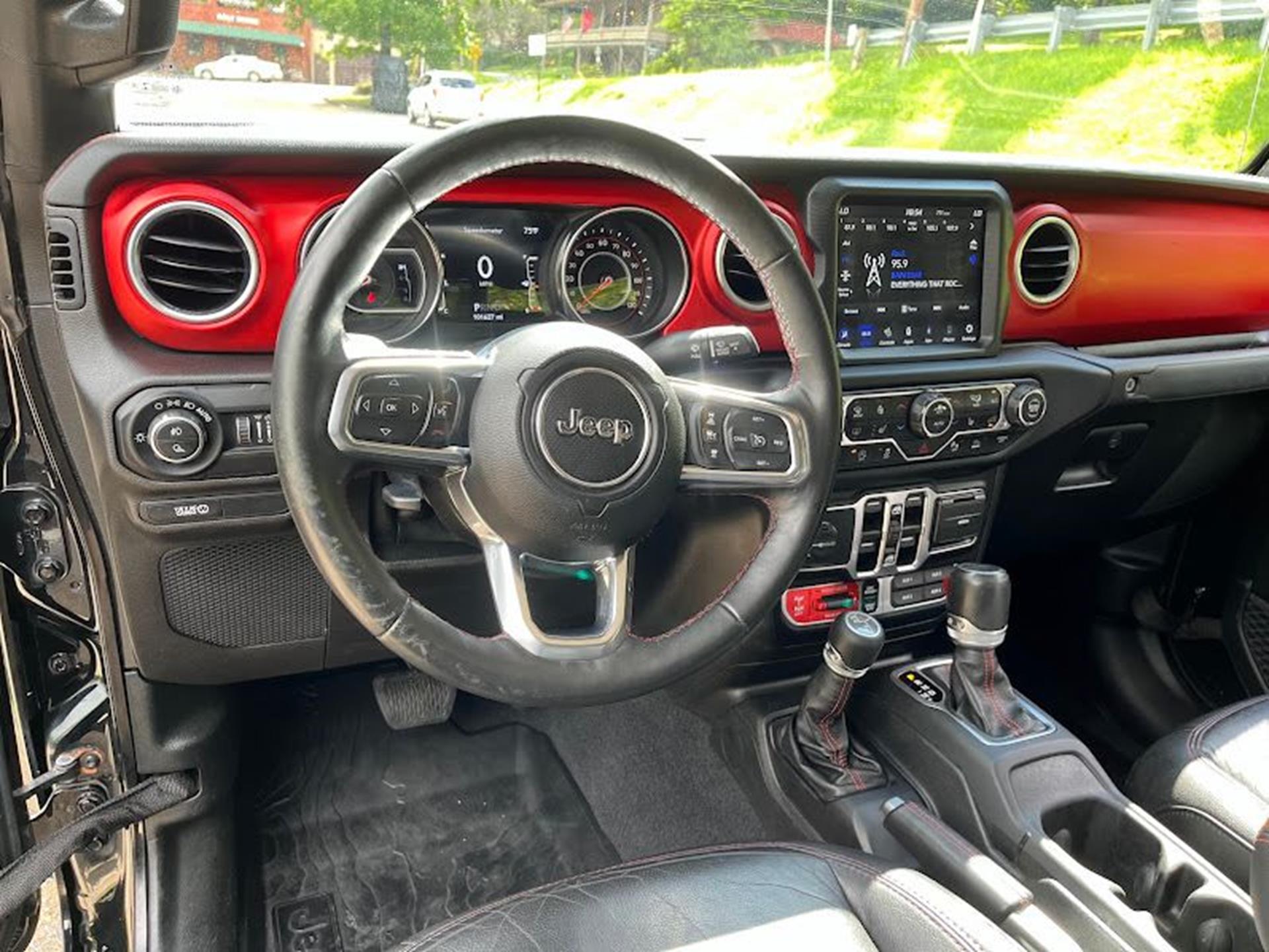2020 Jeep Gladiator Rubicon - Photo 9