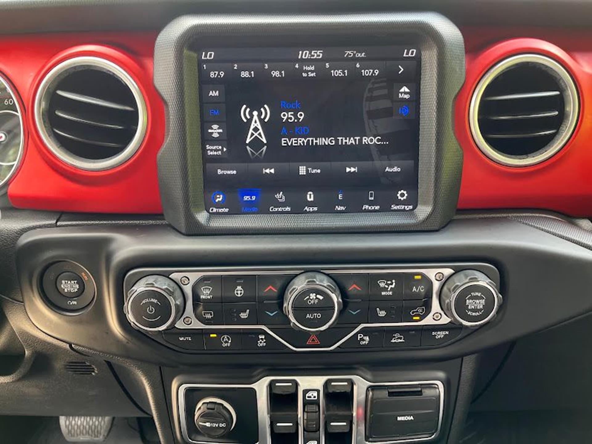 2020 Jeep Gladiator Rubicon - Photo 16