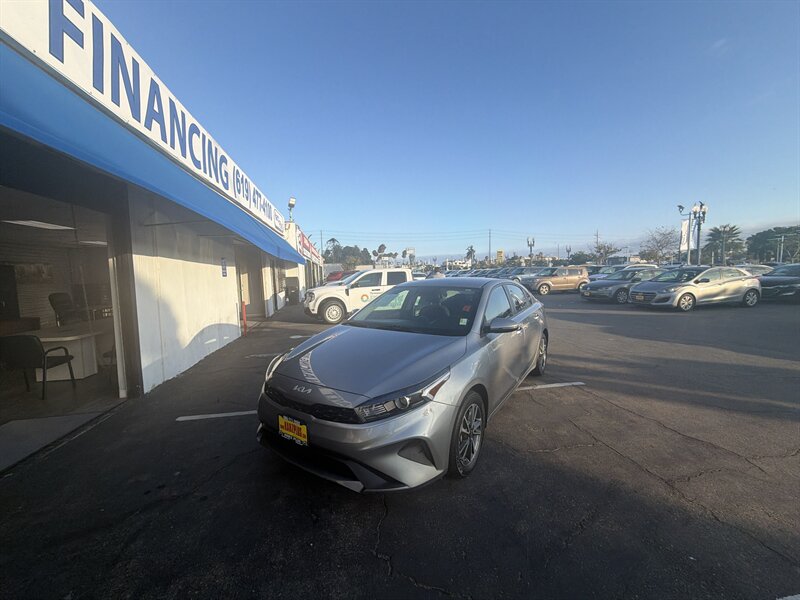 2023 Kia Forte LXS