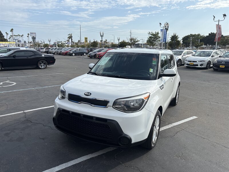 2016 Kia Soul Base's photo