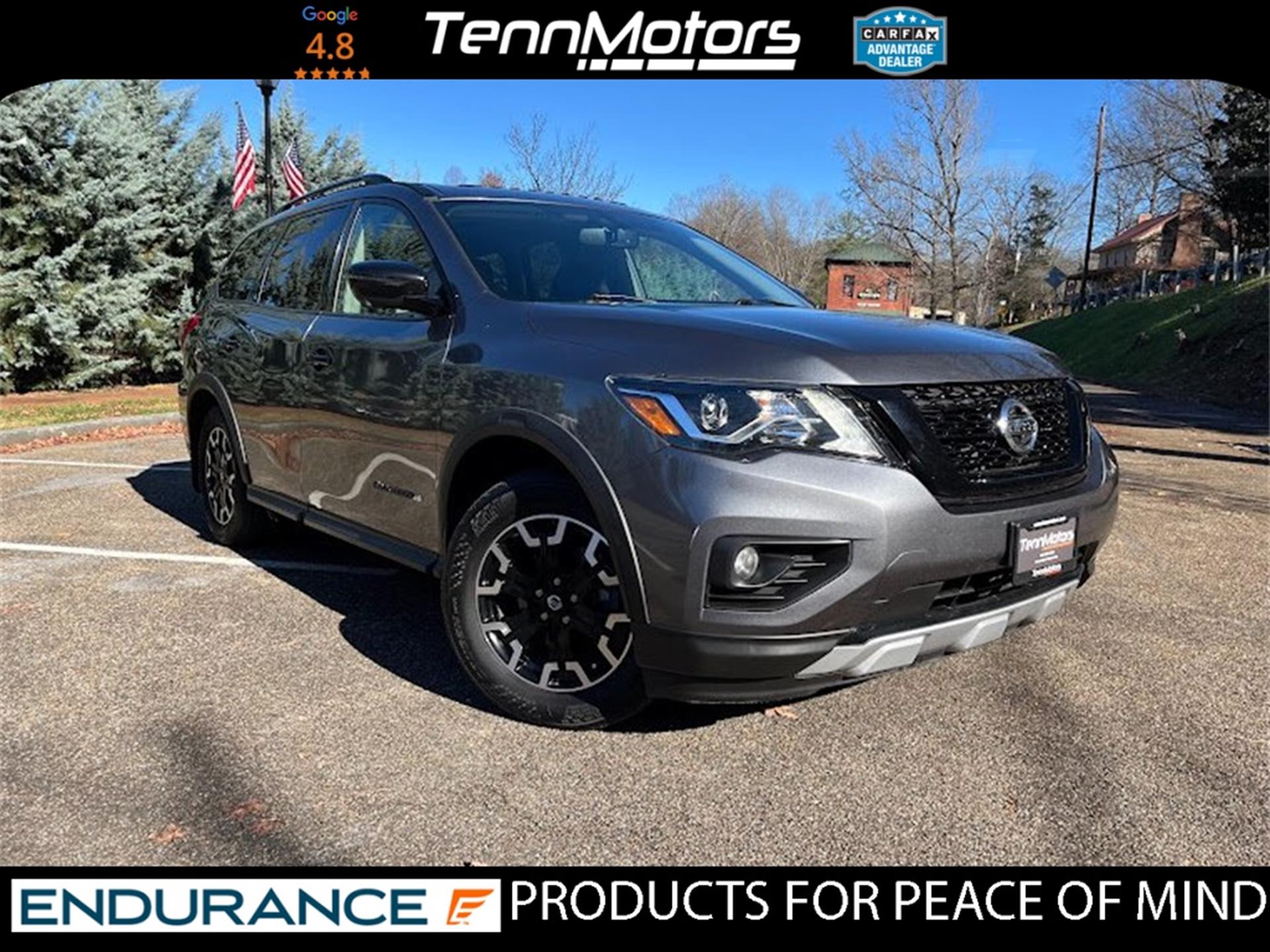 2020 Nissan Pathfinder SL's photo