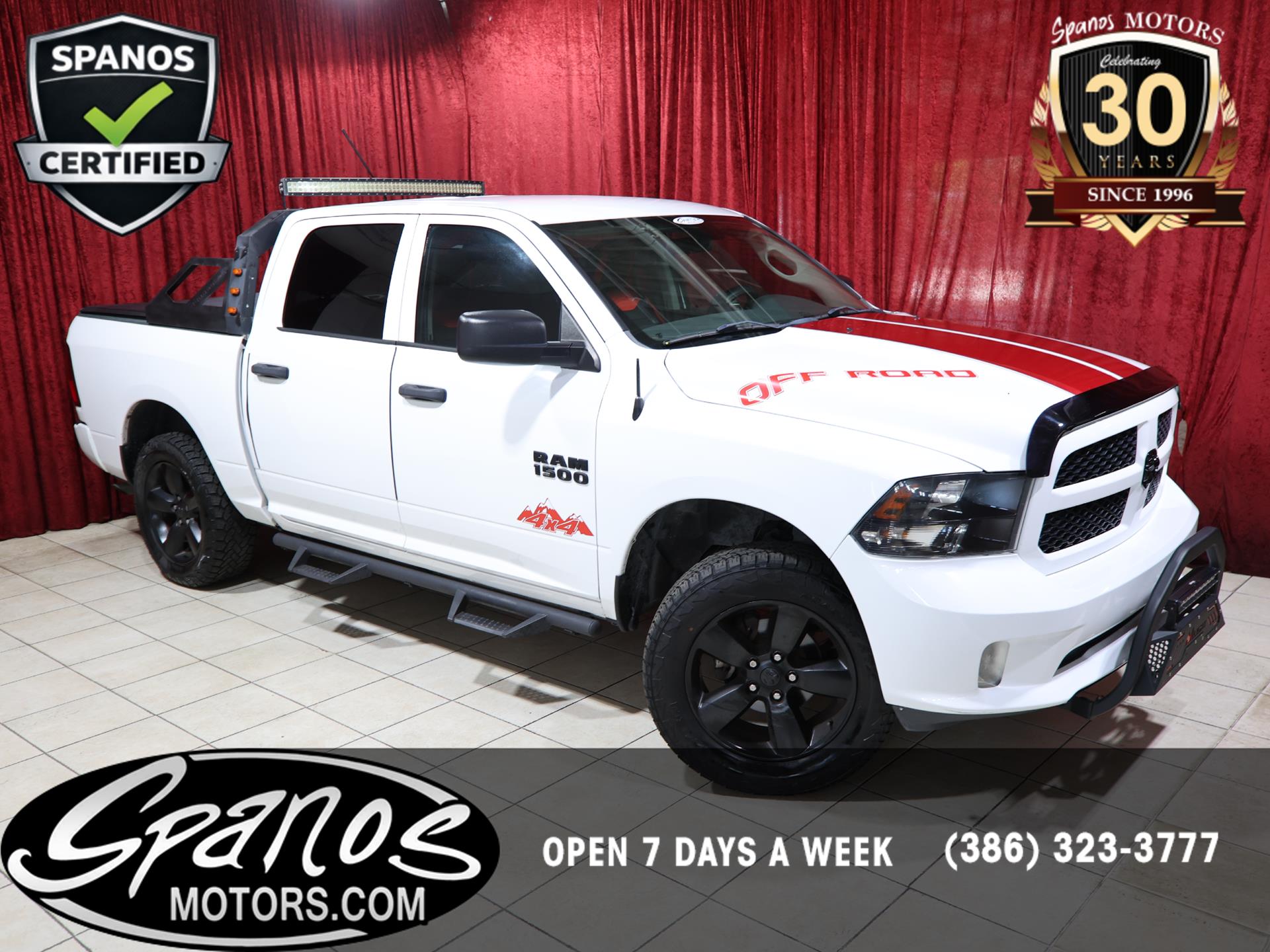 2018 RAM 1500 Express 4x4 Crew Cab 5'7's photo