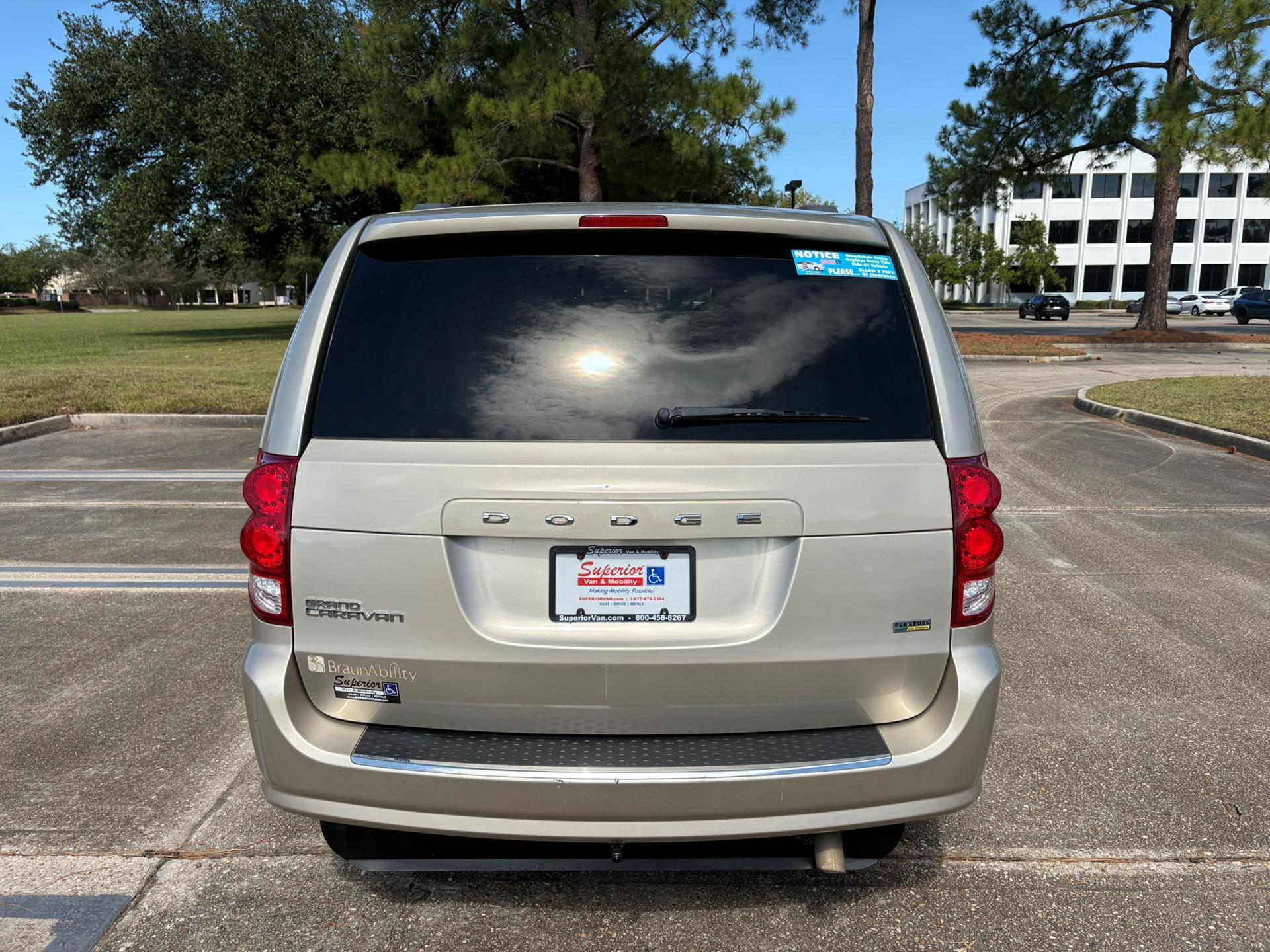 PRE OWNED 2013 Dodge Grand Caravan SXT