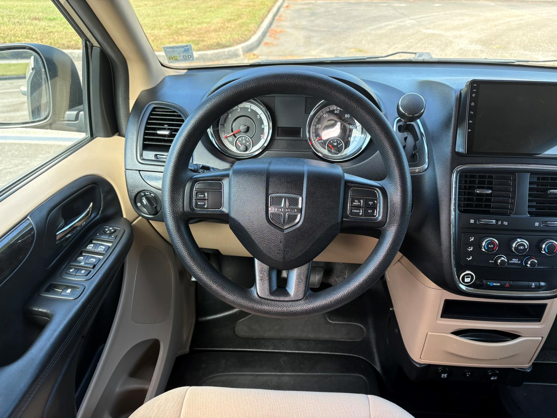 PRE OWNED 2013 Dodge Grand Caravan SXT