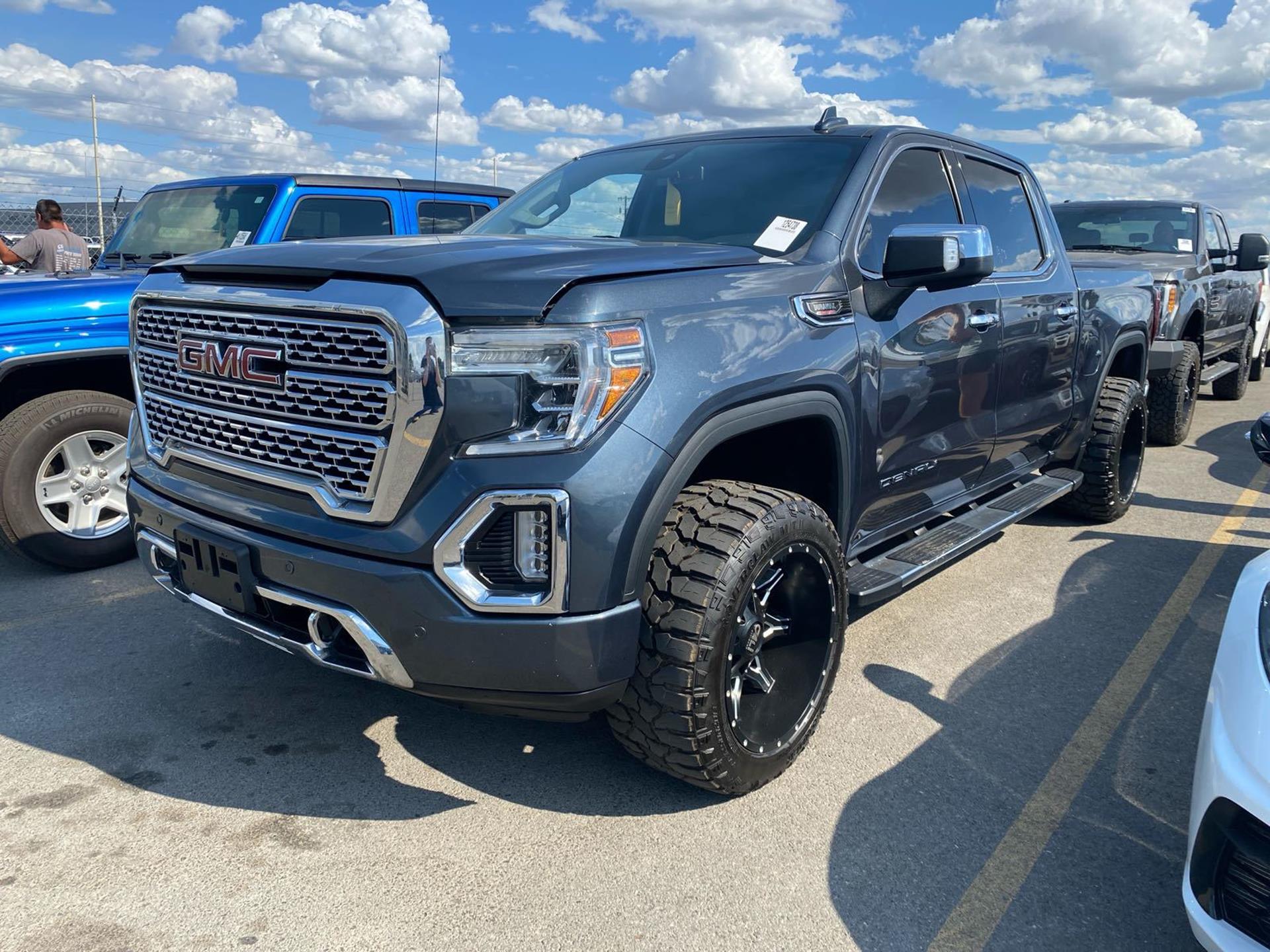GMC Sierra 1500 Denali Crew Cab LB 4WD