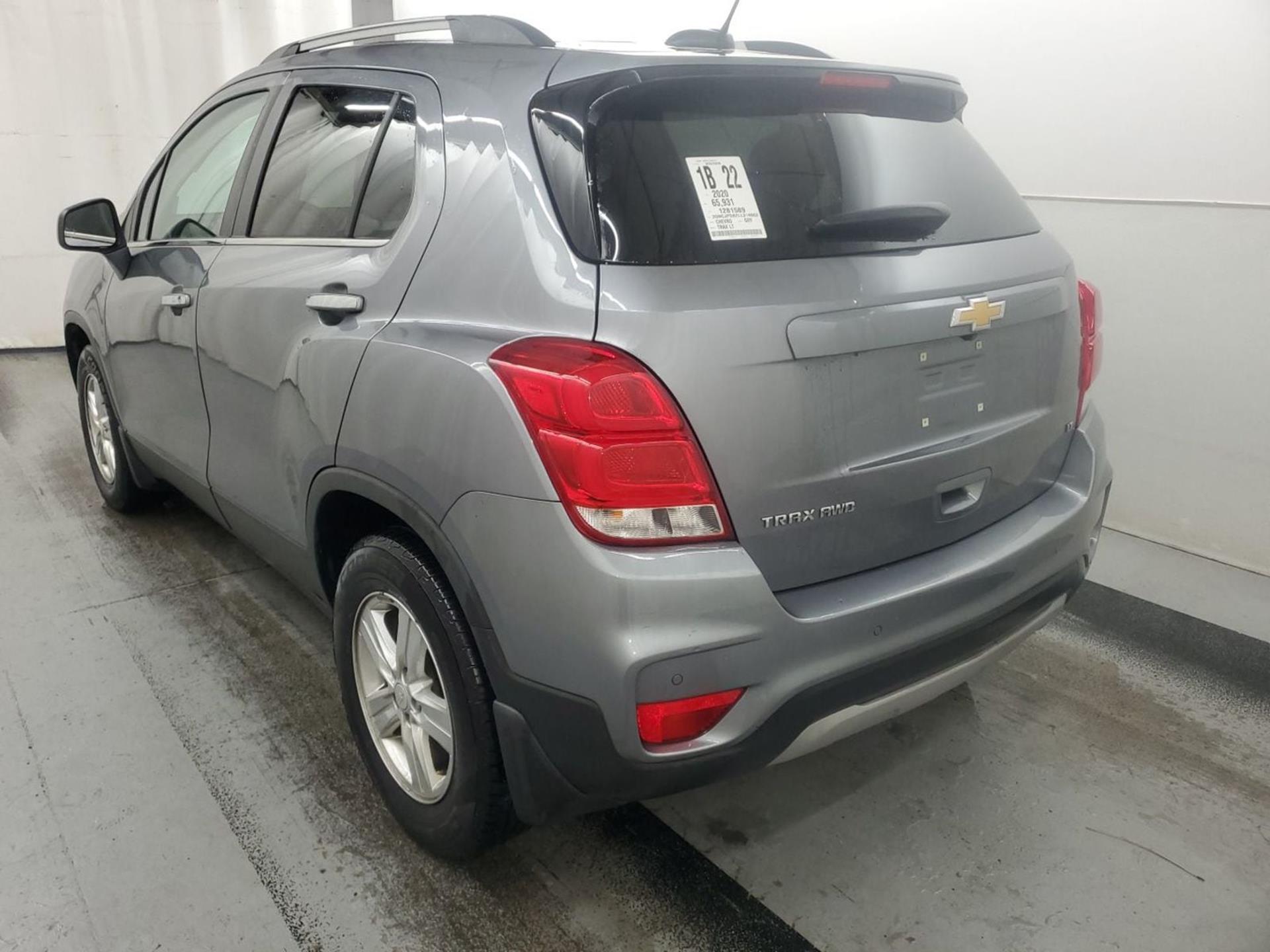 View vehicle photo 4