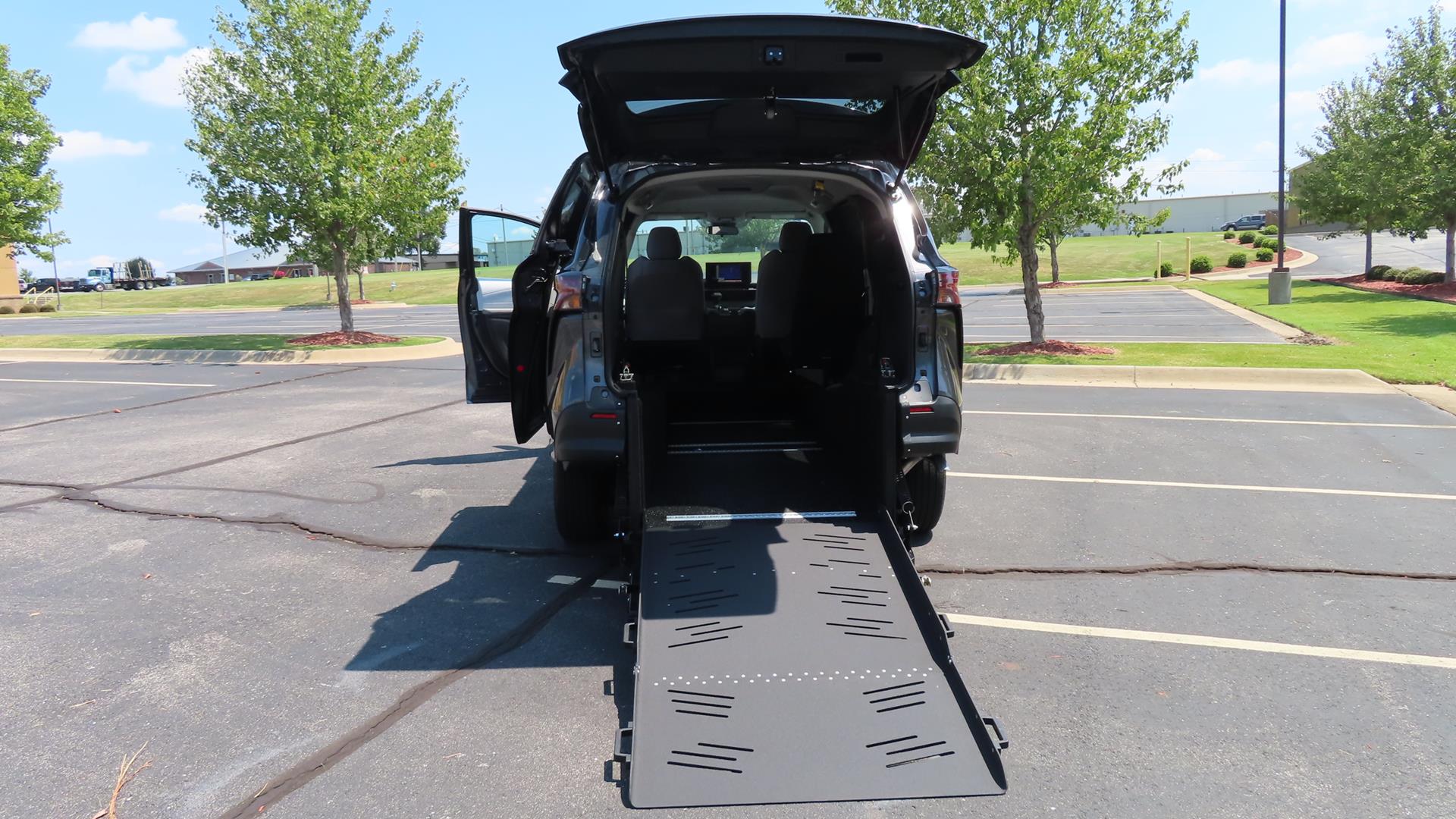 2025 Toyota Sienna