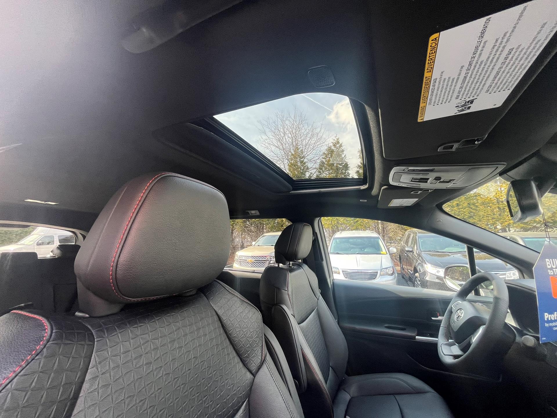 PRE OWNED 2026 Toyota Sienna XSE Sport