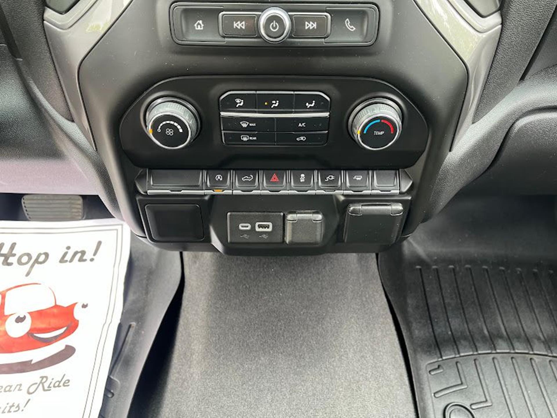 2021 Chevrolet Silverado 1500 Custom - Photo 17