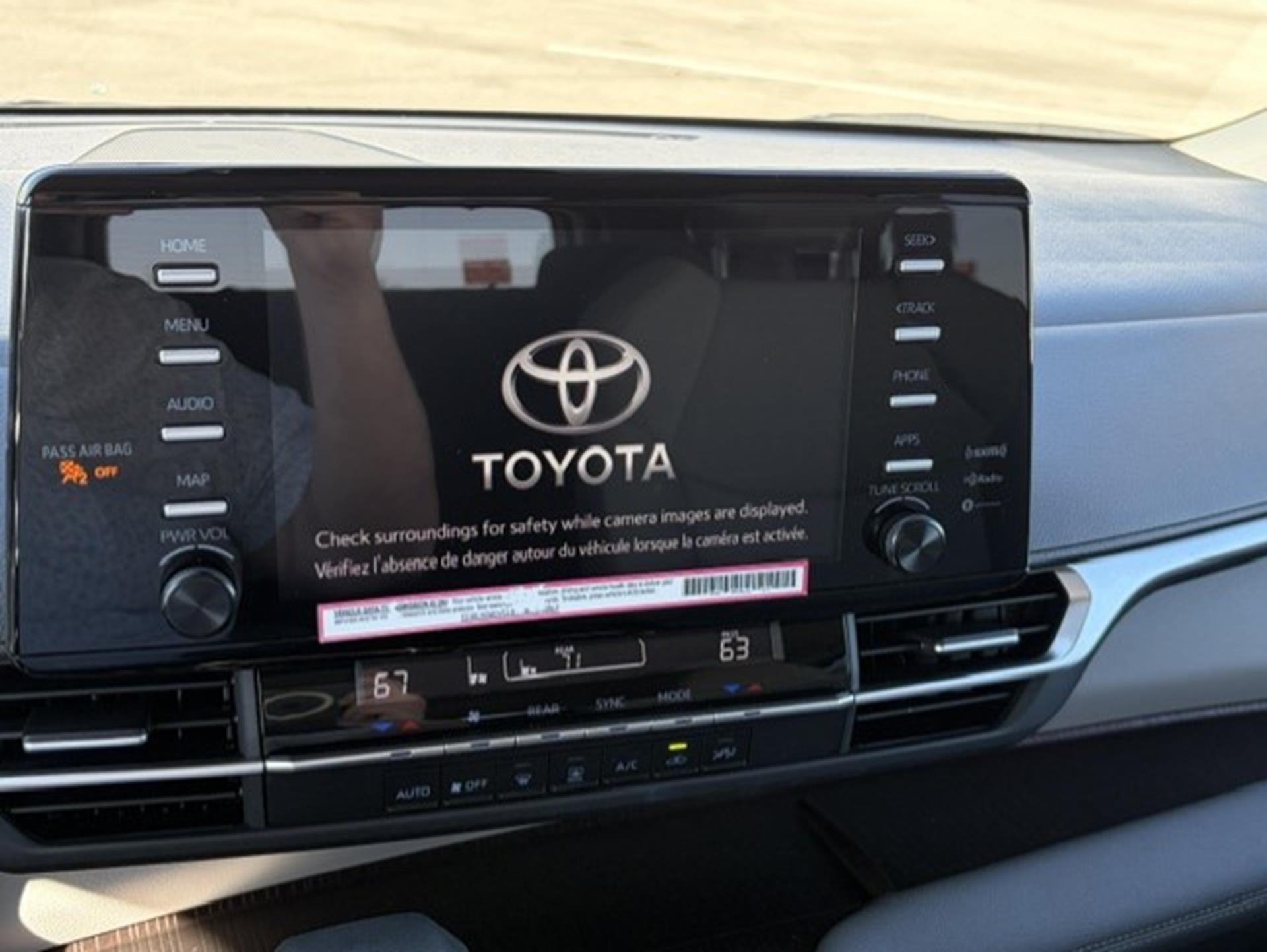 PRE OWNED 2024 Toyota Sienna LE