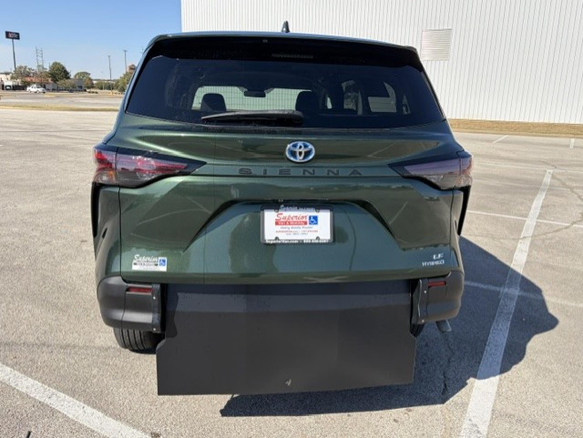 PRE OWNED 2024 Toyota Sienna LE